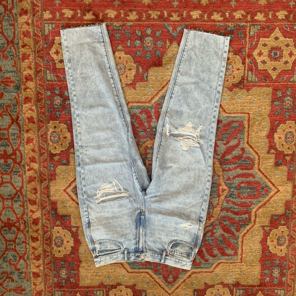 Acid wash mom jeans